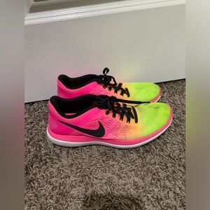 Nike 2016 Flex Running Shoe Size 7.5 Women’s